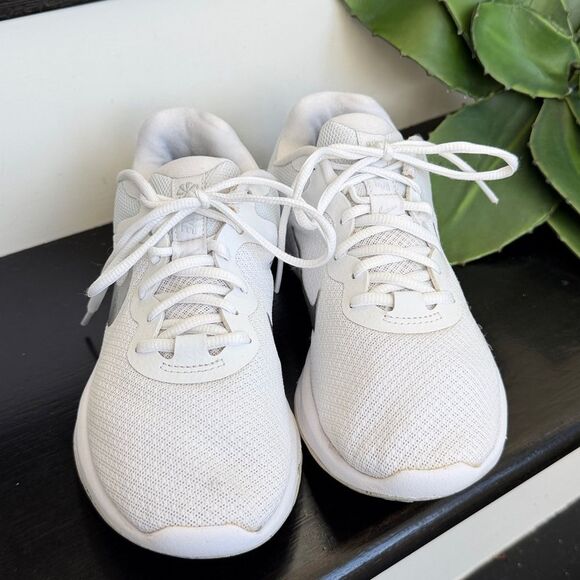 Nike Revolution 6 Next Nature women’s running shoes lightweight gym sneakers - Picture 4 of 8